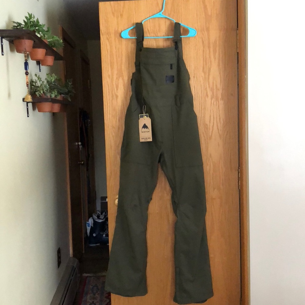 Women’s Burton Overall/Bib Snow pants